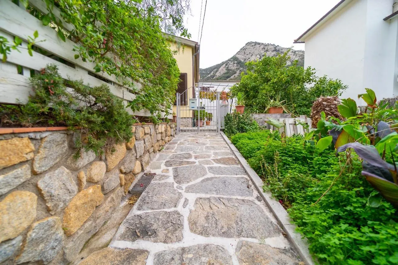 Appartamento Casa Pepe - Goelba Pomonte