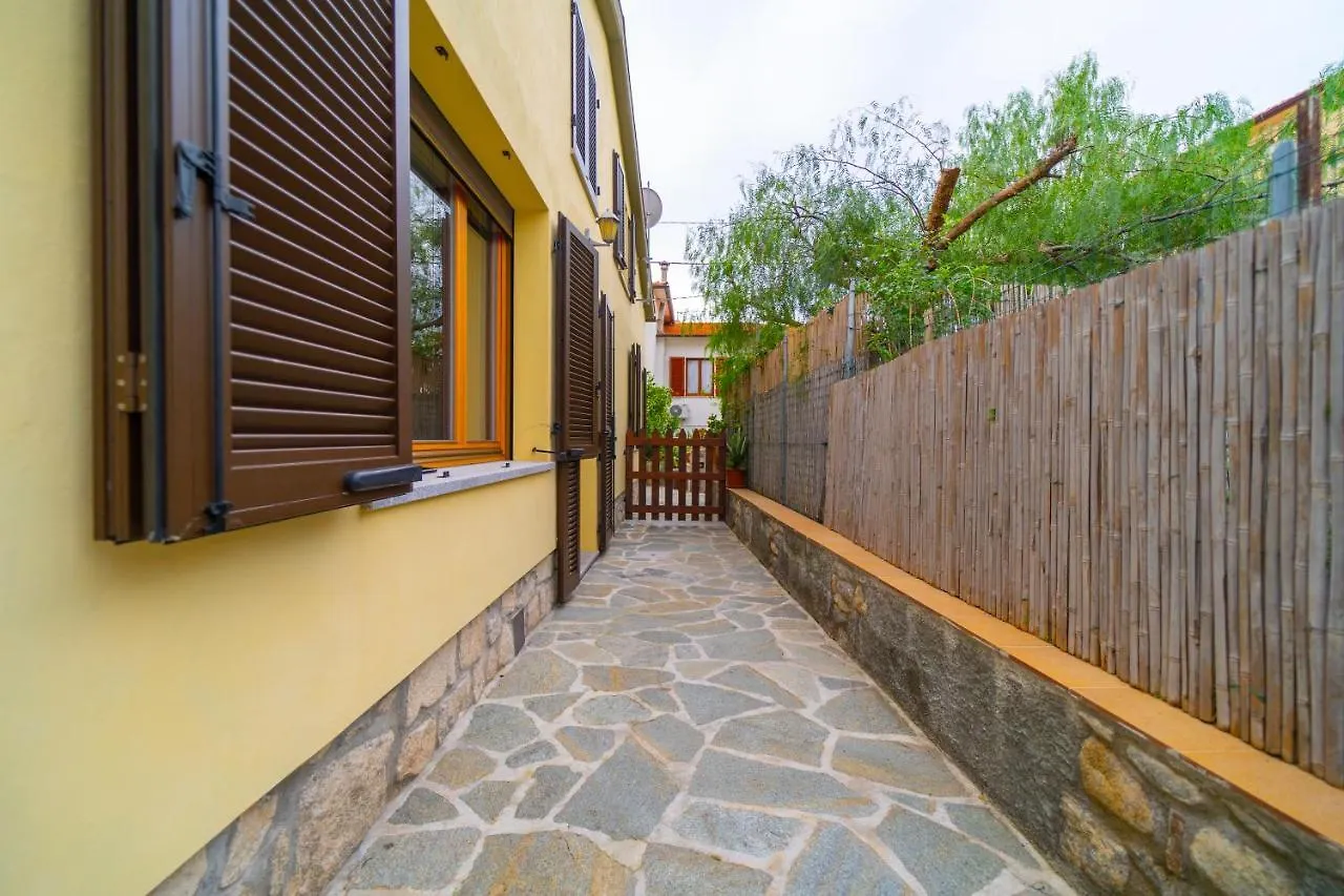 Appartamento Casa Pepe - Goelba Pomonte 0*,