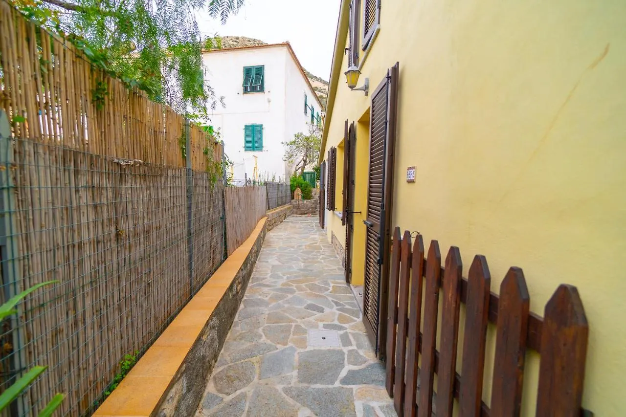 Appartamento Casa Pepe - Goelba Pomonte Italia